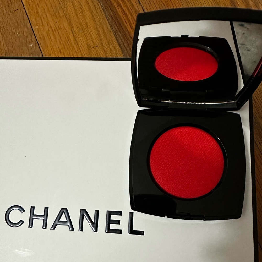 Chanel blush - rogue franc - intense